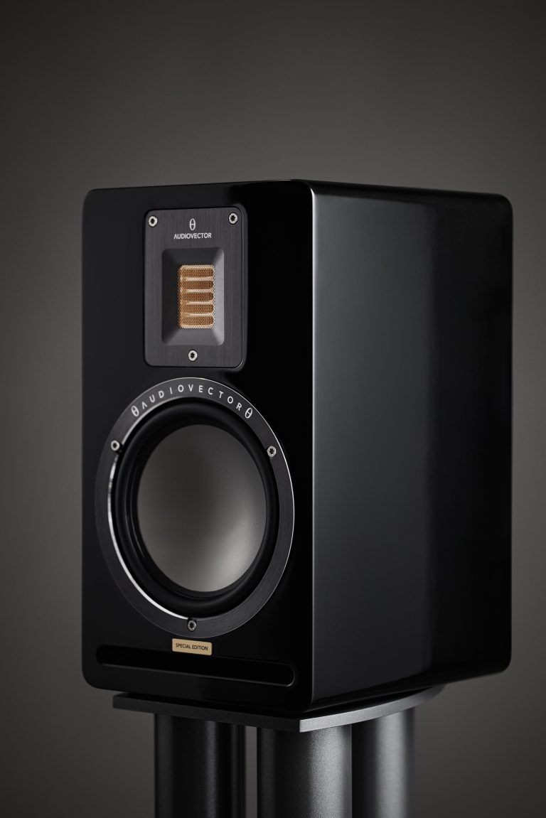 AudIovector QR 1 SE Speaker