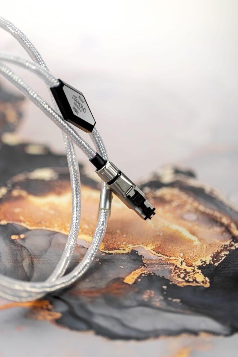 Crystal Cable Dıamond Serıes 2 – Mıcro 2 Ethernet Kablosu (1.5 MT)