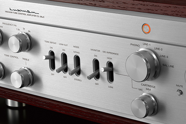 Luxman CL-38uC Vacuum Tube Preamplıfıer