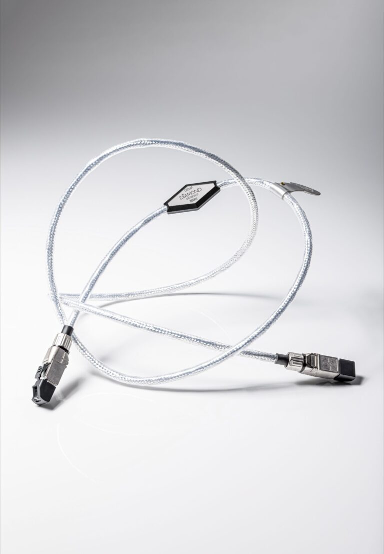 Crystal Cable Dıamond Serıes 2 – Ultra 2 Ethernet Kablosu (1.5 MT)