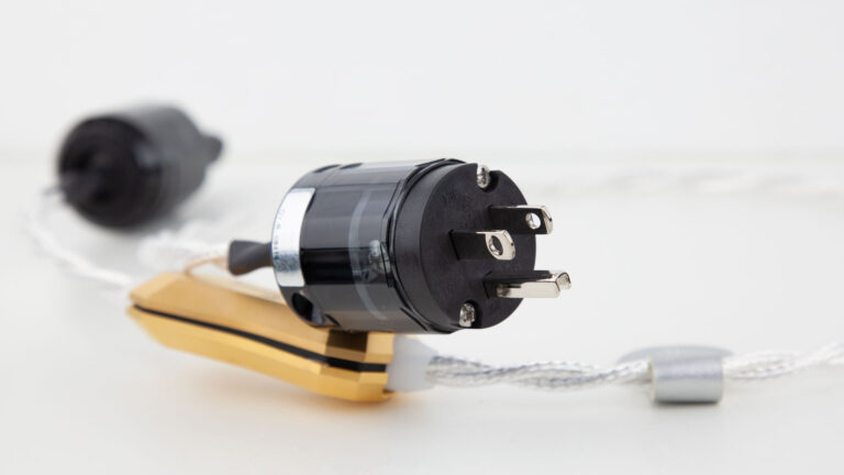 Crystal Cable Art Serıes  Monet PowerCord (1.5 MT)